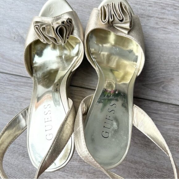 Guess Pewter Metallic Wedge Ankle Strap Peep Toe Heels Shoes Buckle - Picture 7 of 15